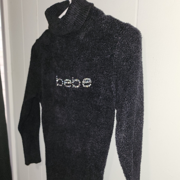 Bebe Vintage Super Soft , Swarovski Crystal Logo Sweater 😍 Size Medium - Picture 3 of 3